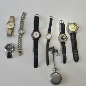 Watch Lot of 8 Swiss Non working Army Marlboro Adventure Team Watch & Paris